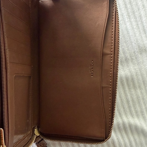 Coach Brown Signature Canvas Zip Wristlet - Picture 4 of 12